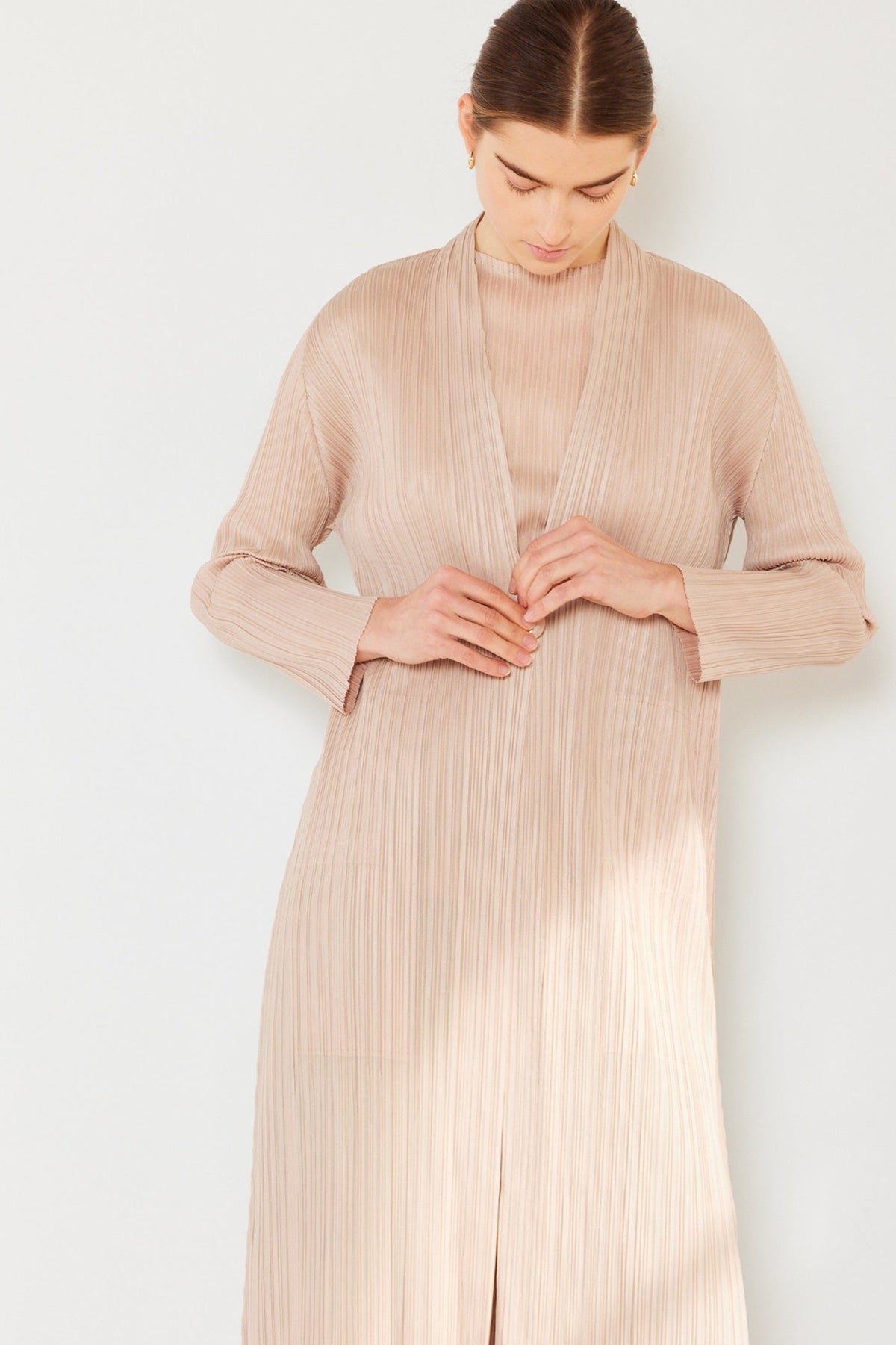 Pleated long sleeve cardigan buster - C02LG_Beige