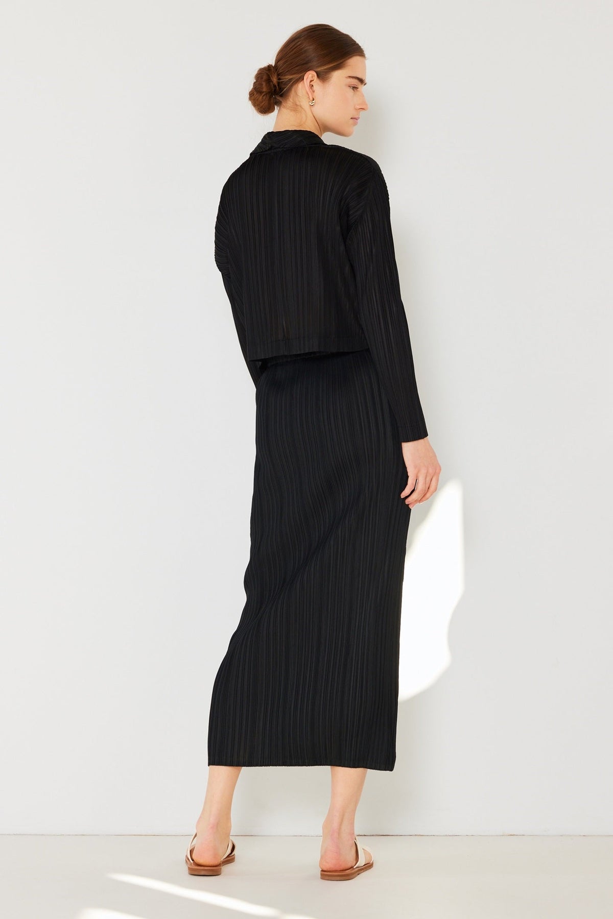 Pleated cropped button up top - J03CR_Black