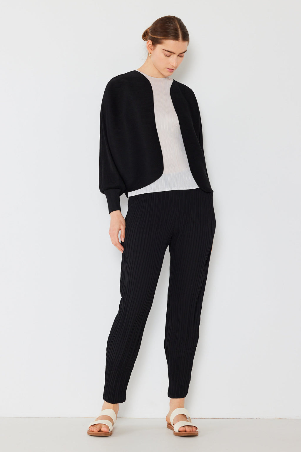 Pleated puff sleeve bolero jacket - J04SR_Black